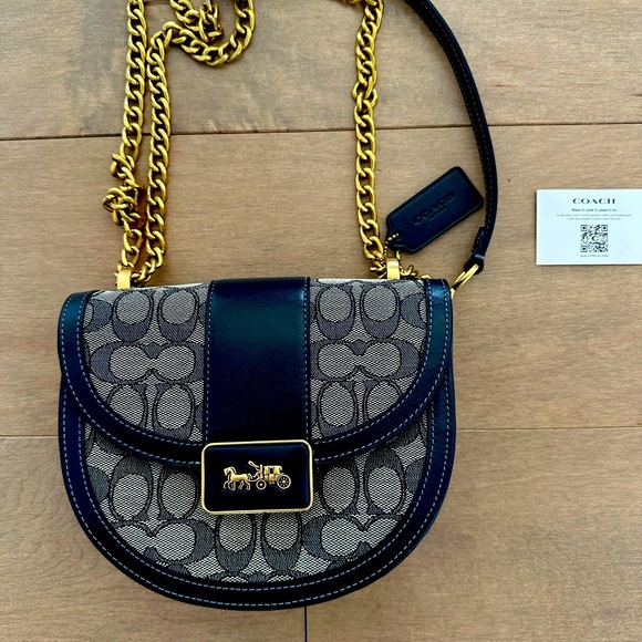 Coach Alie Saddle Crossbody in Signature Jacquard - Picture 1 of 6